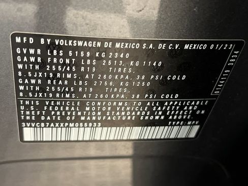 Certified 2023 Volkswagen Tiguan SE R-Line FWD image 29