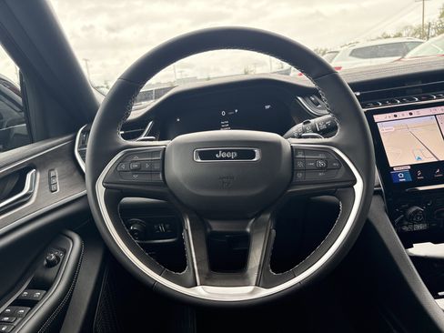 New 2025 Jeep Grand Cherokee L Limited w/ Black Appearance Package image 26