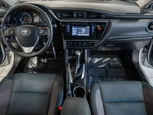Used 2019 Toyota Corolla LE image 16