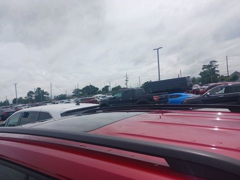 Used 2021 Volkswagen Atlas SE FWD image 5