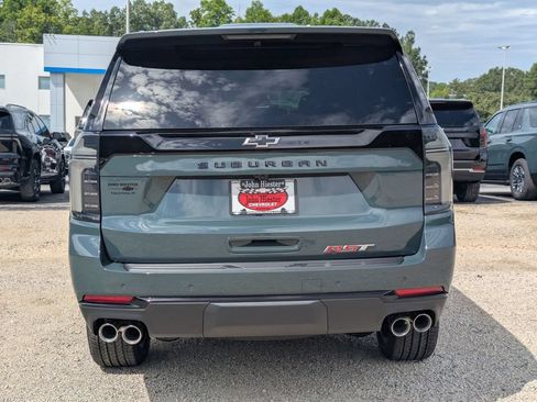 New 2026 Chevrolet Suburban RST w/ Comfort Package AWD/4WD image 3