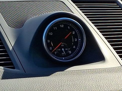 Used 2021 Porsche Macan S image 31