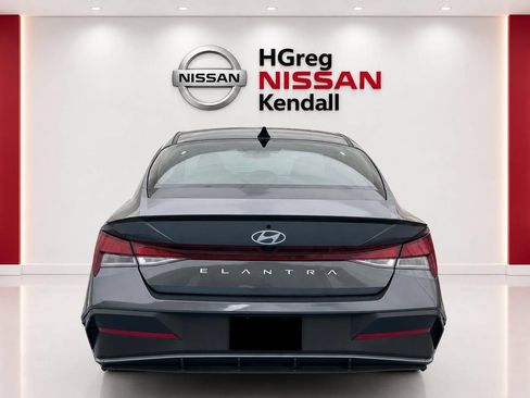 Used 2026 Hyundai Elantra Sport FWD image 6