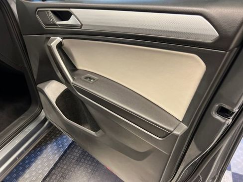 Used 2022 Volkswagen Tiguan S FWD image 11