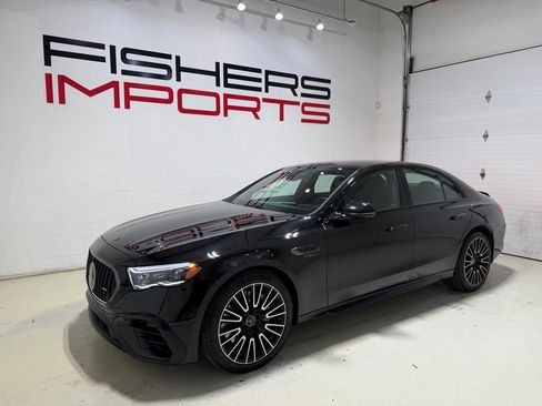Used 2025 Mercedes-Benz E 53 AMG e 4MATIC Sedan w/ Driver Assistance Package image 13
