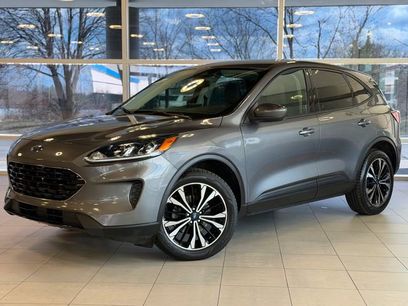 Used 2021 Ford Escape SE w/ SE Sport Appearance Package
