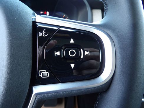 New 2026 Volvo XC90 T8 Ultra AWD/4WD image 16