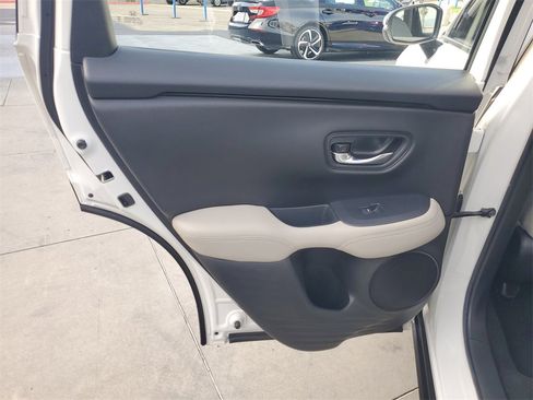 Certified 2024 Honda HR-V LX image 14