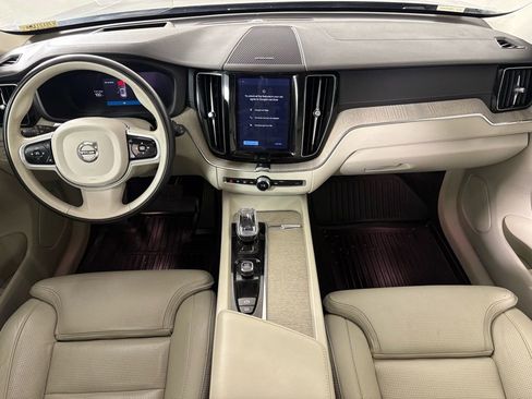 Used 2022 Volvo XC60 B5 Inscription w/ Advanced Package image 32