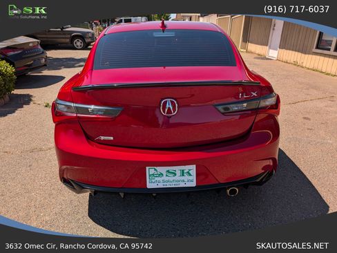 Used 2019 Acura ILX image 9