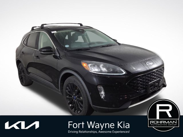 Used 2020 Ford Escape Titanium AWD/4WD image 4