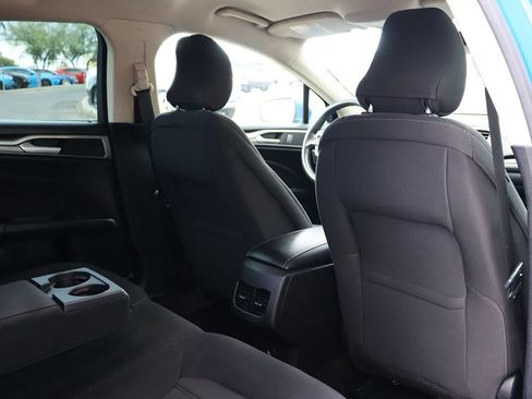 Used 2019 Ford Fusion SE FWD image 28