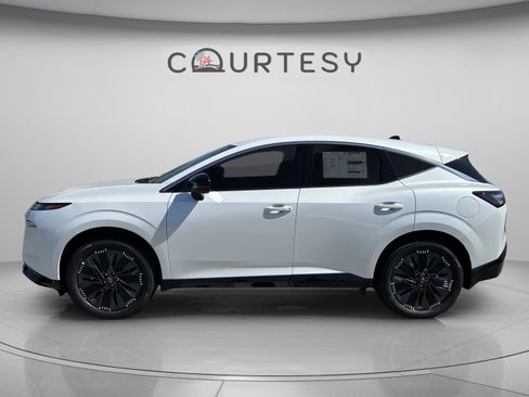 New 2026 Nissan Murano Platinum w/ Cargo Package AWD/4WD image 2