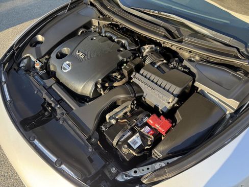 Used 2014 Nissan Maxima 3.5 SV w/ Premium Package image 29