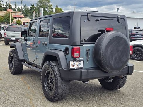 Used 2015 Jeep Wrangler Unlimited Sport w/ Quick Order Package 23S AWD/4WD image 6