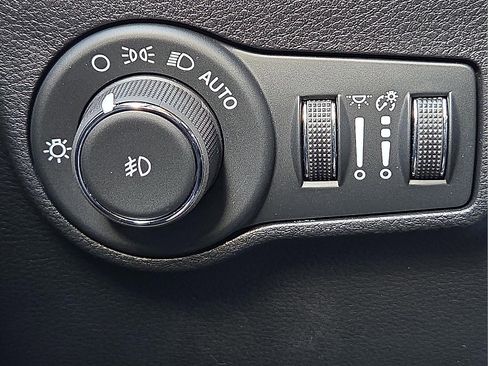 New 2026 Jeep Compass Latitude w/ Quick Order Package 29K image 18