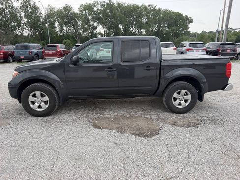Used 2012 Nissan Frontier SV w/ SV Premium Utility Pkg AWD/4WD image 6