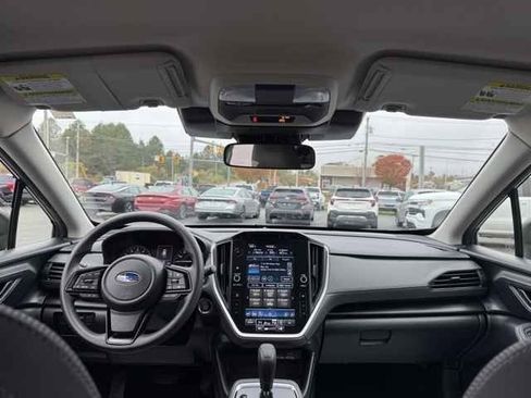 Used 2024 Subaru Crosstrek 2.0i Premium image 16