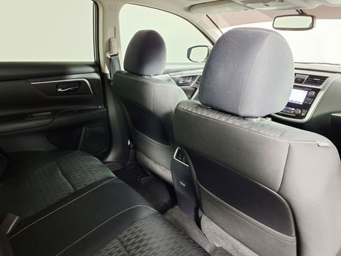 Used 2018 Nissan Altima 2.5 SV w/ 2.5 SV Technology Package FWD image 11