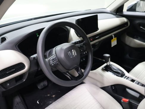 New 2026 Honda HR-V LX image 23