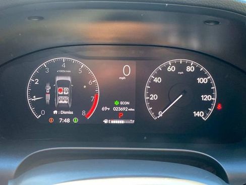 Used 2023 Honda HR-V LX image 16