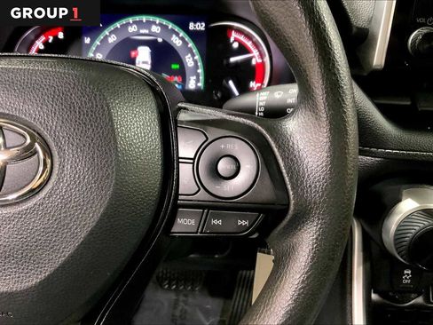 Used 2023 Toyota RAV4 LE image 24