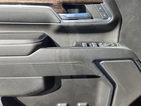 Used 2024 GMC Sierra 2500 SLE w/ SLE Value Package; image 23