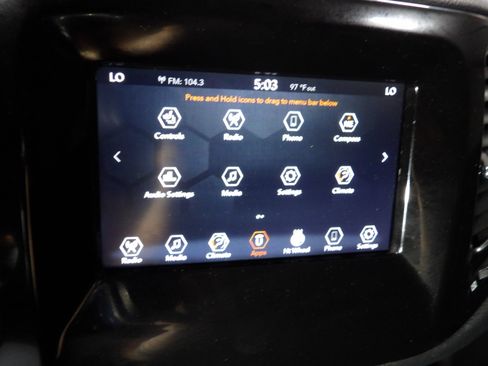 Used 2019 Jeep Compass Latitude AWD/4WD image 16