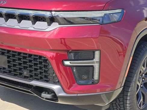 New 2026 Jeep Grand Wagoneer 4WD image 6