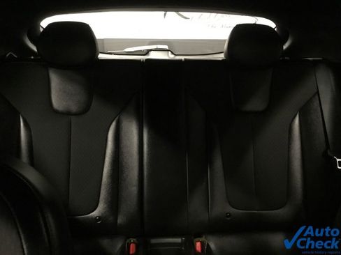 Used 2021 Hyundai Veloster Turbo image 24