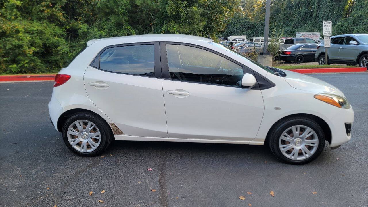 Used 2014 MAZDA MAZDA2 Sport FWD image 4