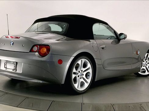 Used 2003 BMW Z4 3.0i RWD image 12
