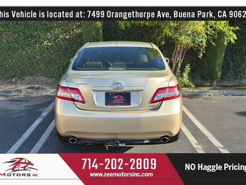 Used 2010 Toyota Camry XLE FWD image 7