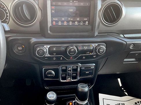 Used 2023 Jeep Wrangler Sport S image 29