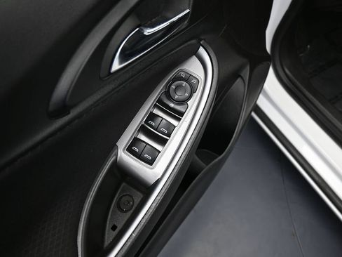 Used 2024 Chevrolet Malibu LT FWD image 14