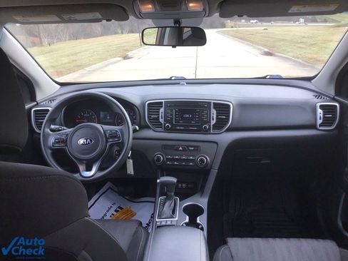 Used 2017 Kia Sportage LX image 19