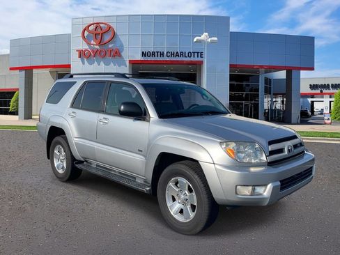 Used 2004 Toyota 4Runner SR5 RWD image 1
