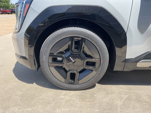 New 2026 Kia EV9 GT-Line AWD/4WD image 18