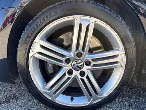 Used 2013 Volkswagen Golf R 4Motion image 10