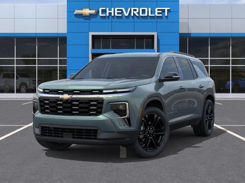 New 2027 Chevrolet Traverse LT FWD image 6