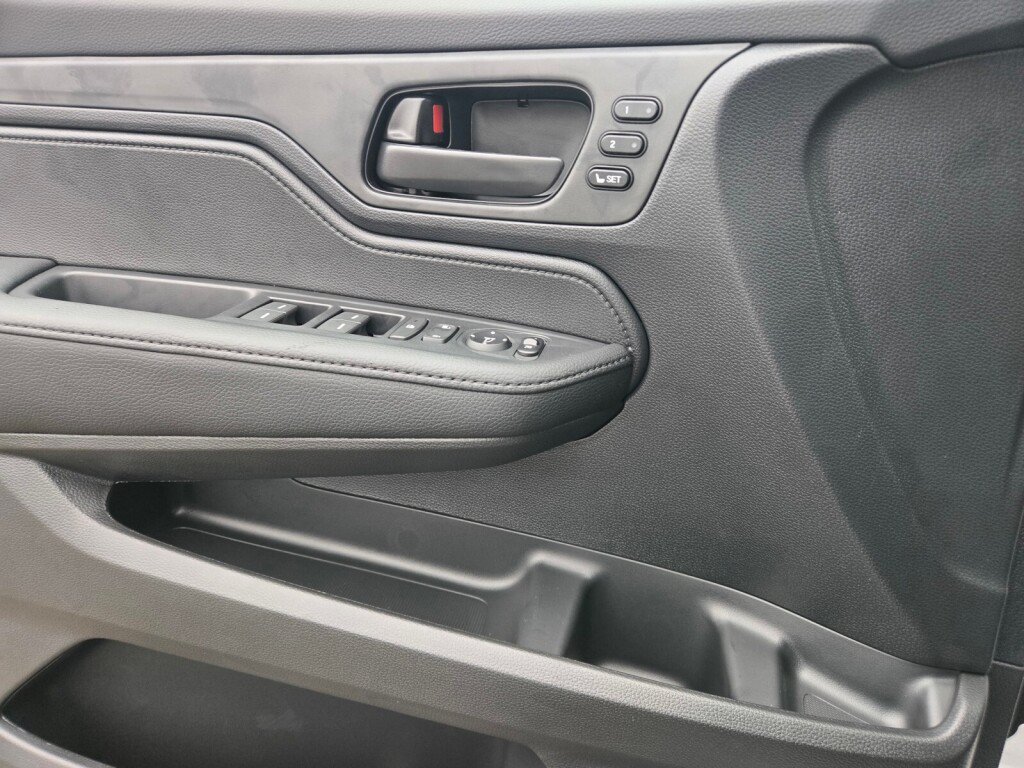 New 2027 Honda Odyssey EX-L image 11
