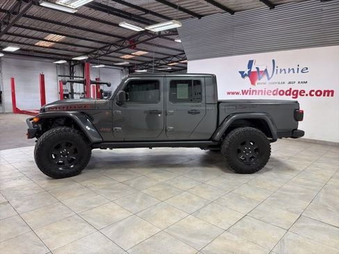 Used 2021 Jeep Gladiator Mojave image 6