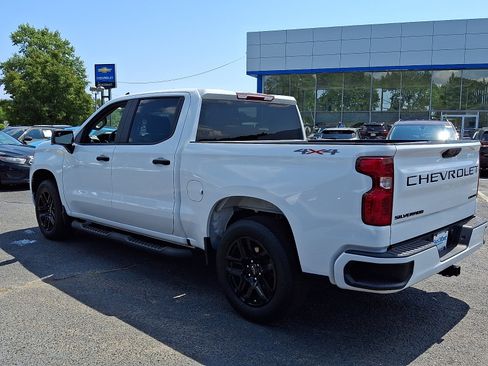 Certified 2023 Chevrolet Silverado 1500 Custom w/ LPO, Dark Essentials Package AWD/4WD image 5