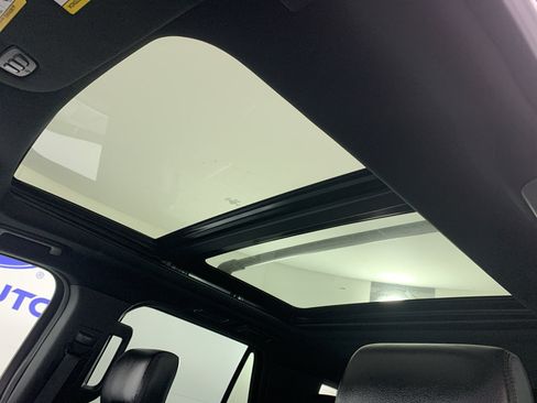 Used 2020 Ford Expedition XLT w/ Equipment Group 202A image 30