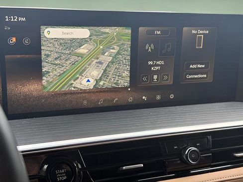 Used 2025 INFINITI QX80 Sensory image 16