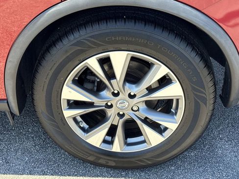 Used 2018 Nissan Murano SV image 19