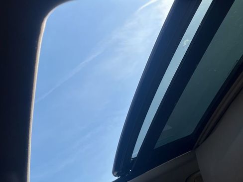 Used 2012 Buick LaCrosse Leather image 9