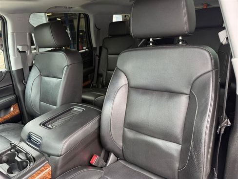 Used 2019 Chevrolet Tahoe Premier AWD/4WD image 11
