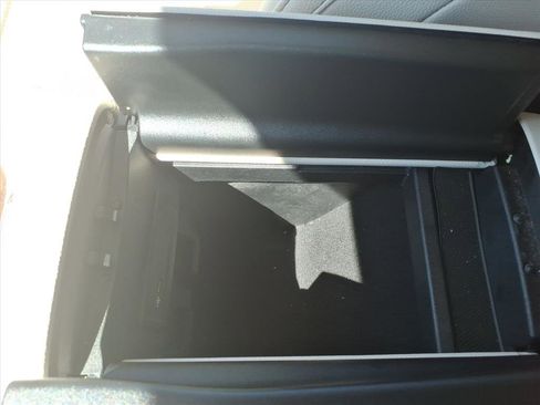 Used 2021 Mercedes-Benz GLE 350 image 16