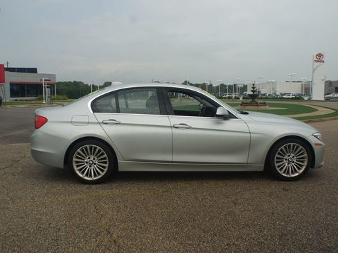 Used 2013 BMW 328i Sedan RWD image 15